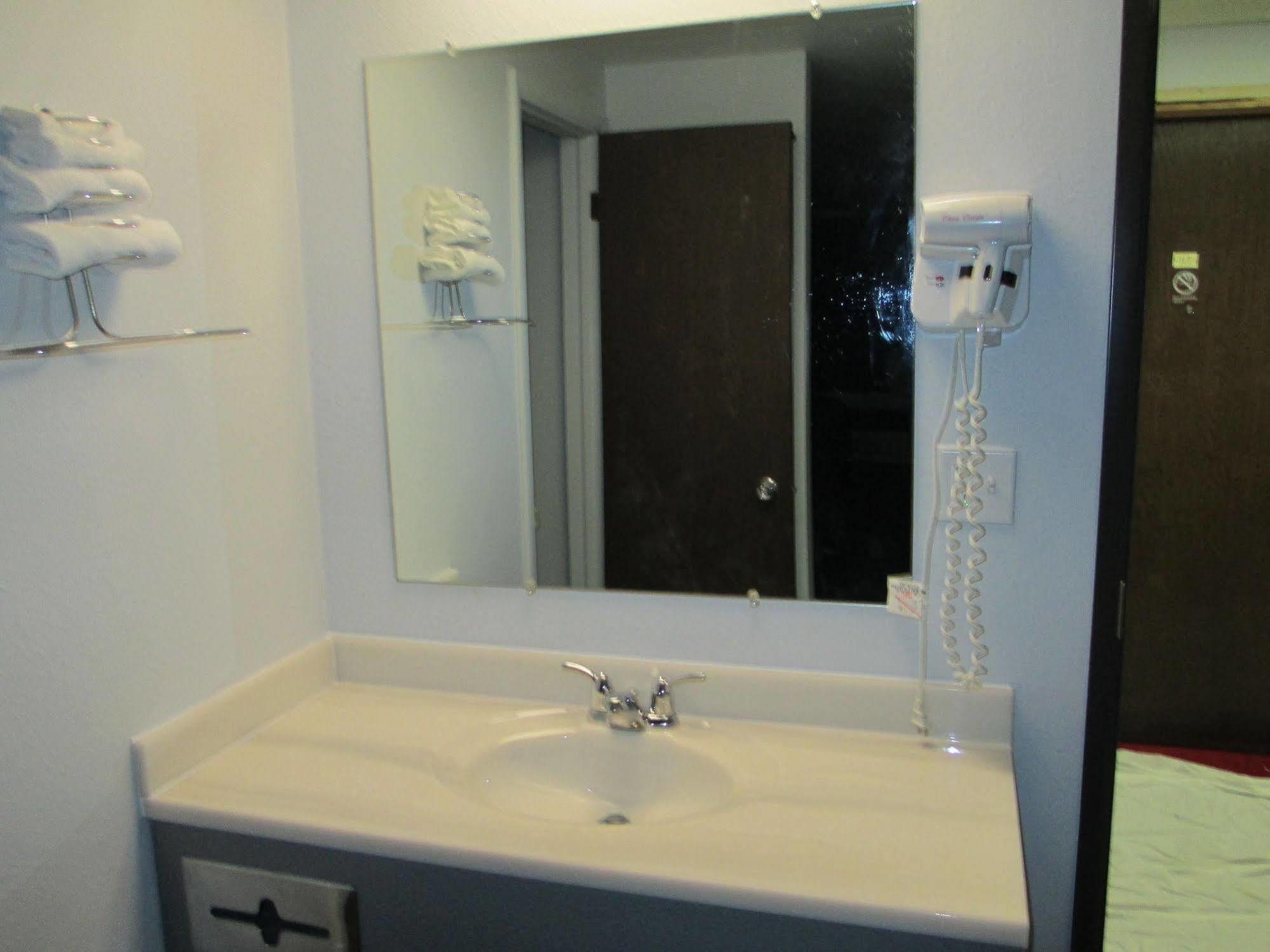 Americas Best Value Inn Billings Kültér fotó